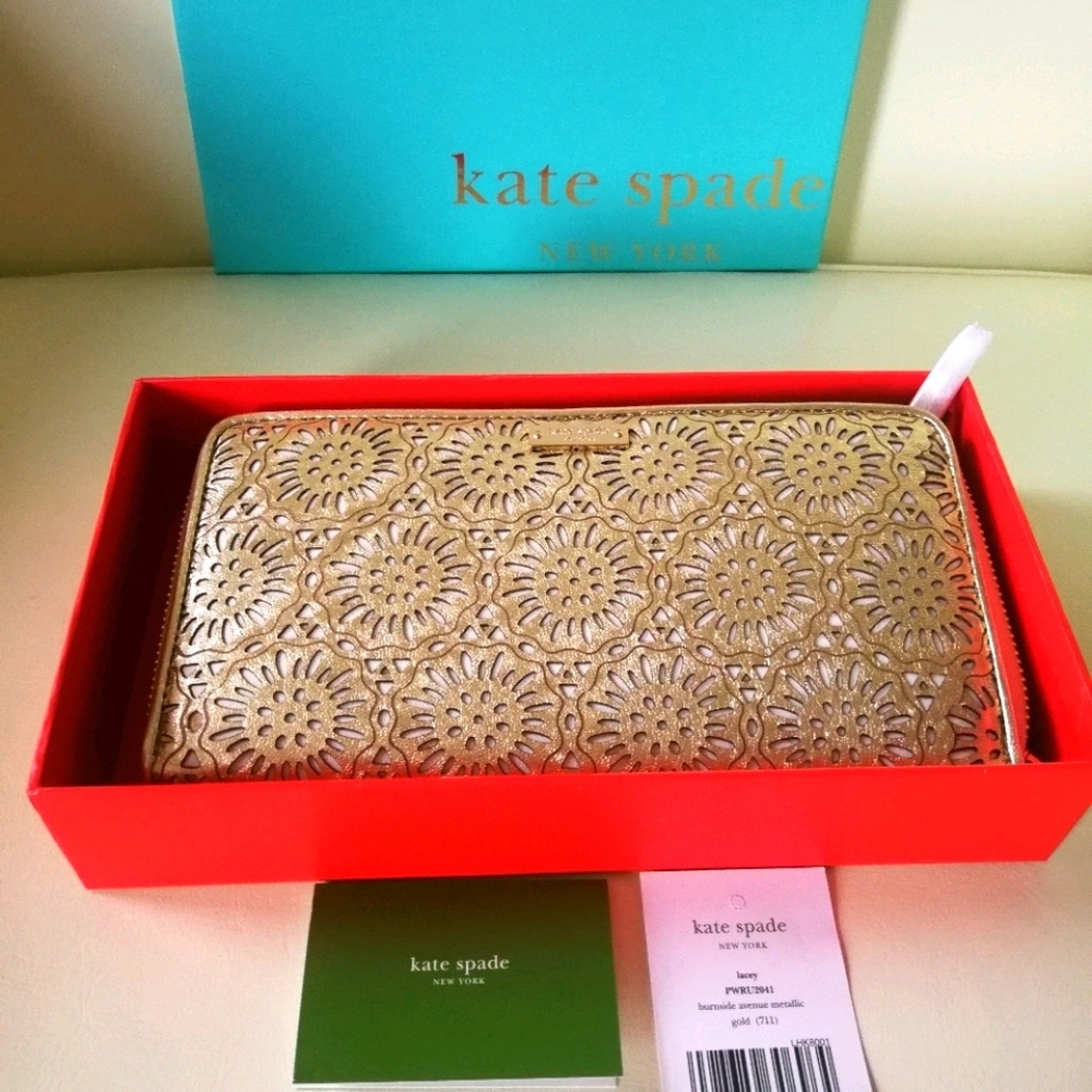 New Kate Spade Metallic Leather wallet